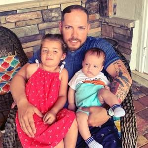 Meet your Posher, Aniel